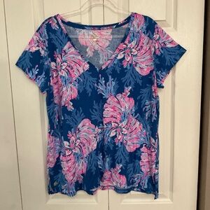 Lilly Pulitzer Blue Pink Floral V-Neck Short Sleeve Tee